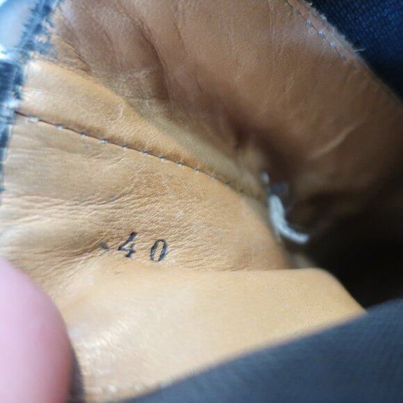 Womens Sutor Mantellassi Black Suede Flat Heel Pull-On Booties 40 US/10 - Picture 13 of 16